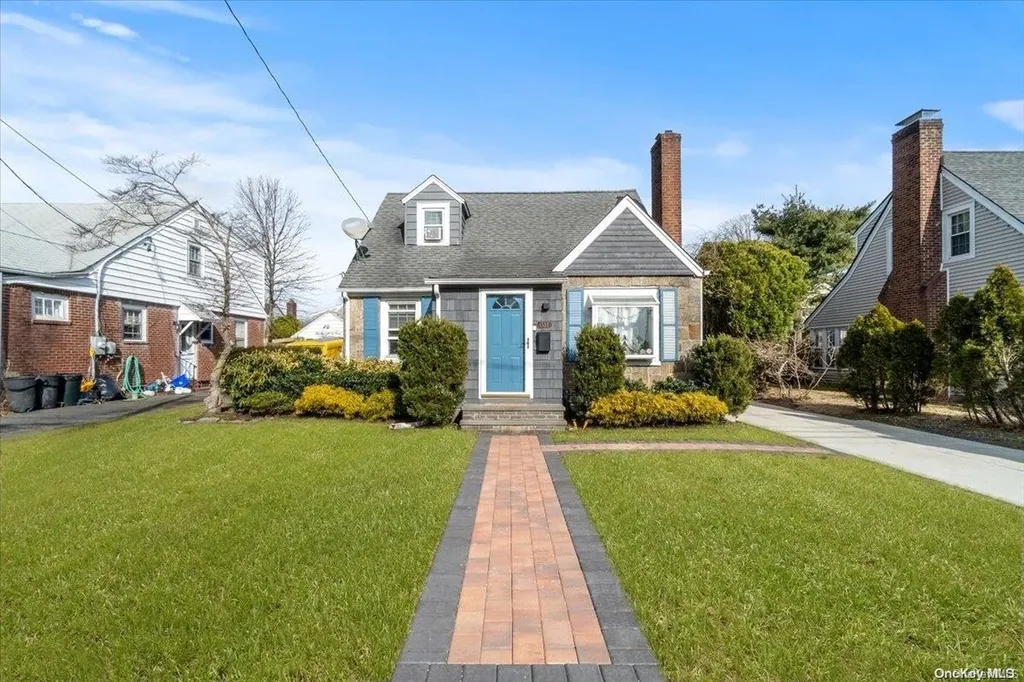 1533 Berkeley Avenue North Baldwin NY 11510