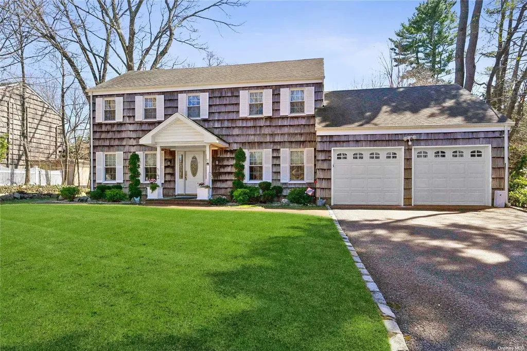21 Downing Avenue Sea Cliff NY 11579