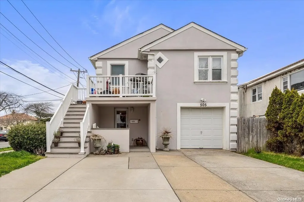 505 E Broadway Long Beach NY 11561