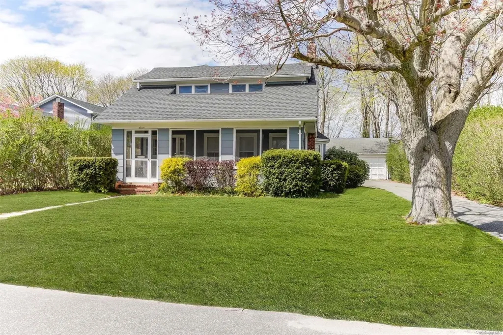 7 Howard Street Patchogue NY 11772