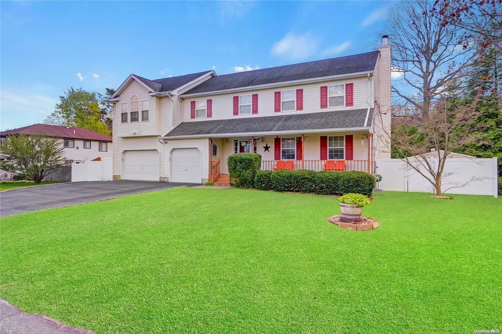 2 Sachem Drive Mastic NY 11950