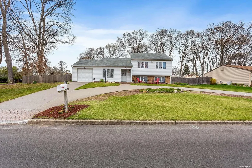 50 Sequoia Drive Coram NY 11727