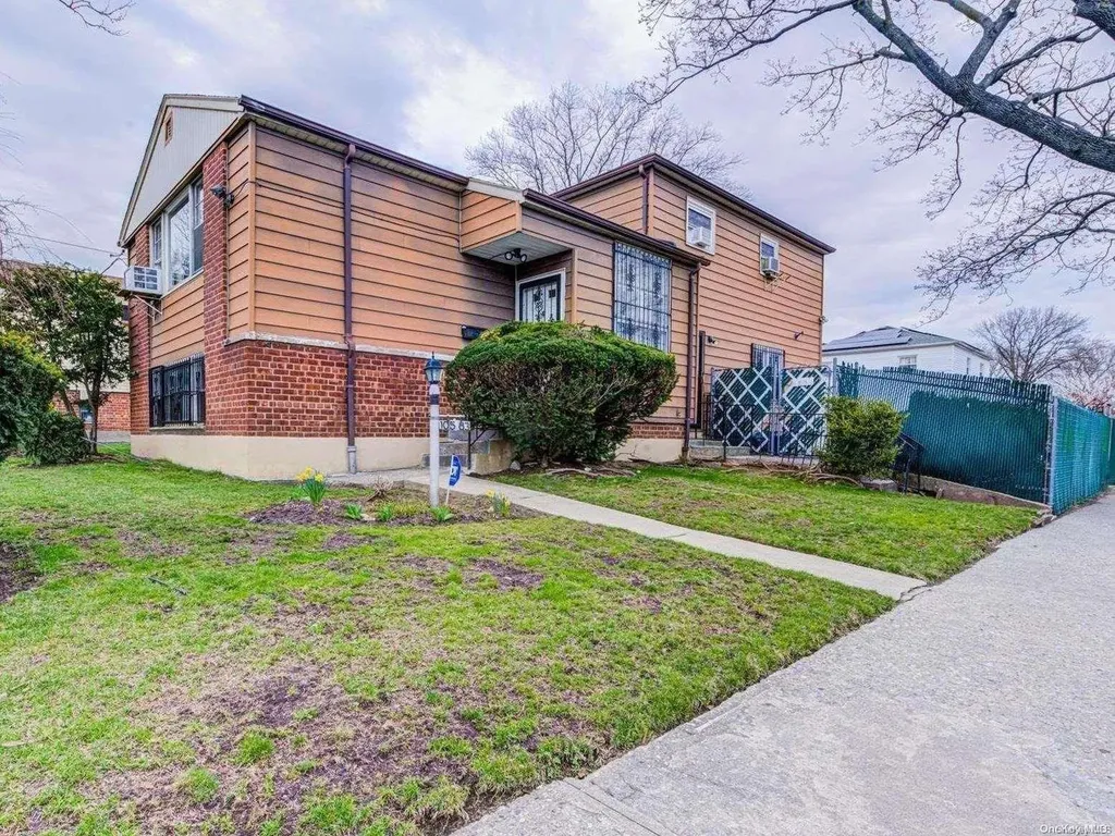10583 Flatlands 7th Street Brooklyn NY 11236