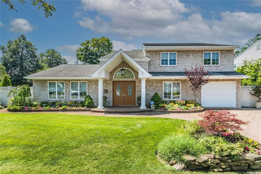 338 Wynsum Avenue Merrick NY 11566