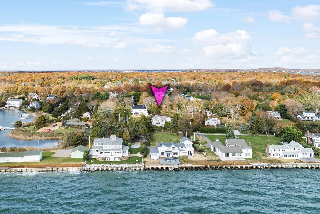 355 Midway Road Southold NY 11971