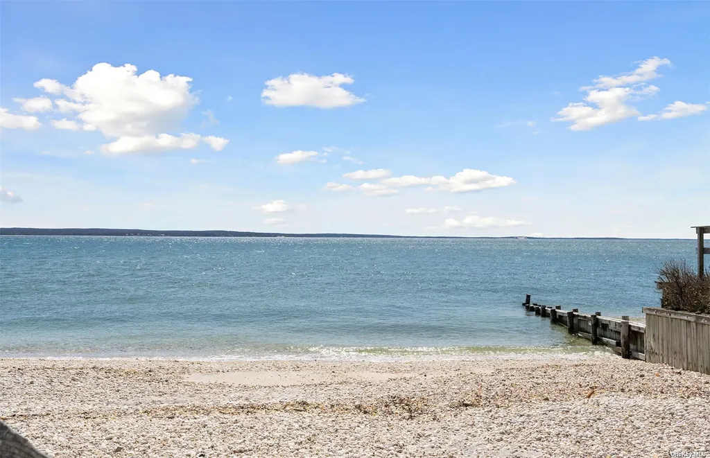 355 Midway Road Southold NY 11971
