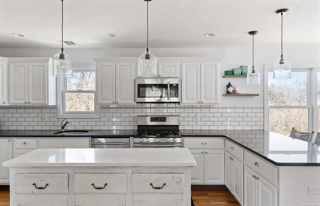 355 Midway Road Southold NY 11971