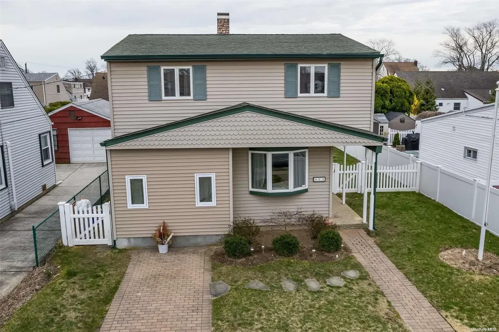303 Perkins Avenue Oceanside NY 11572