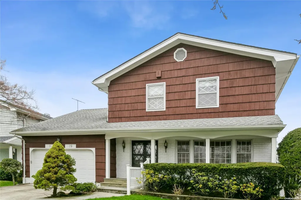 1119 Fordham Lane Woodmere NY 11598