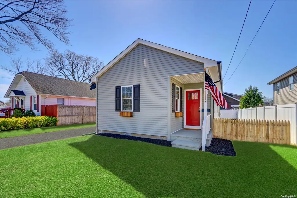 98 Case Avenue Patchogue NY 11772
