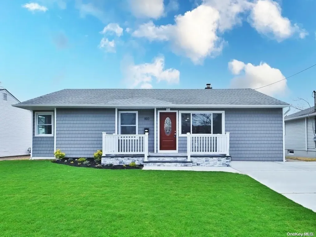 920 Val Park Avenue Valley Stream NY 11580