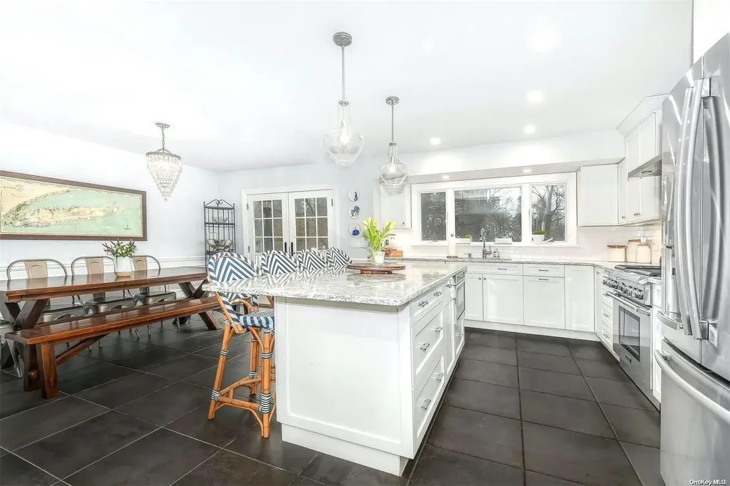 116 Buttercup Lane Huntington NY 11743