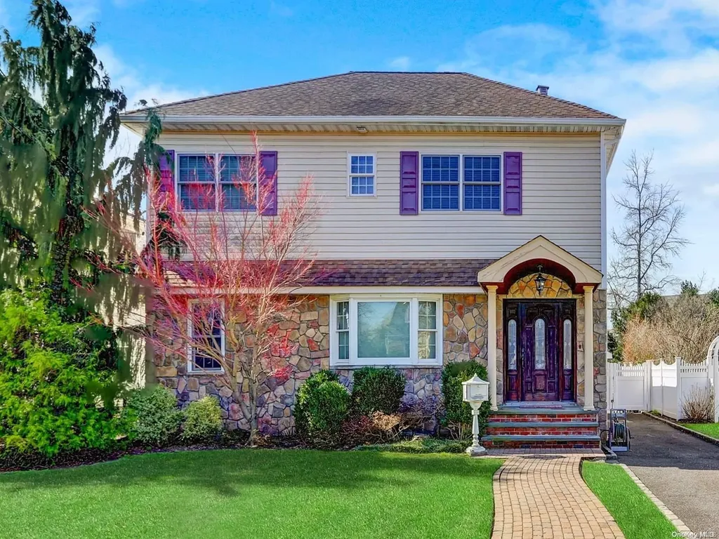 2756 Harrison Avenue Oceanside NY 11572