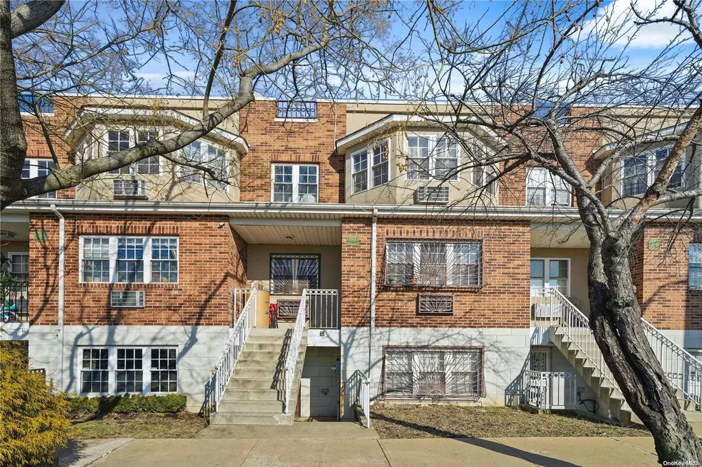 1099 Grant Avenue Brooklyn NY 11208