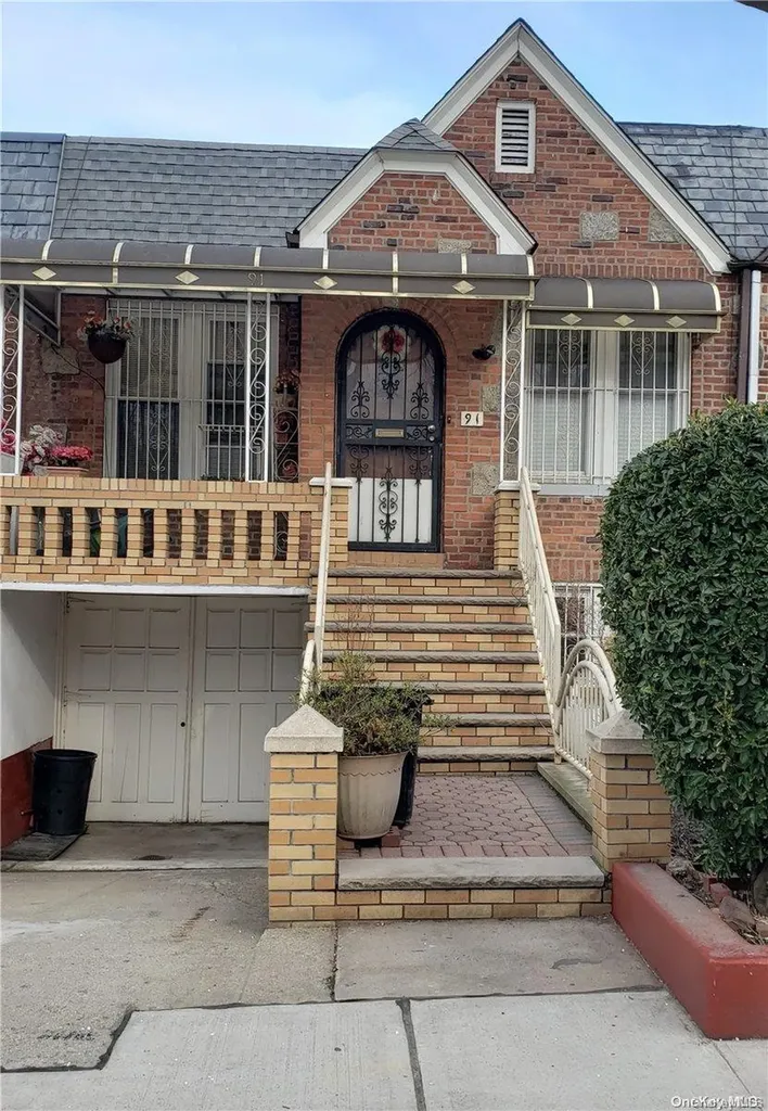91 E 38th Street Brooklyn NY 11203