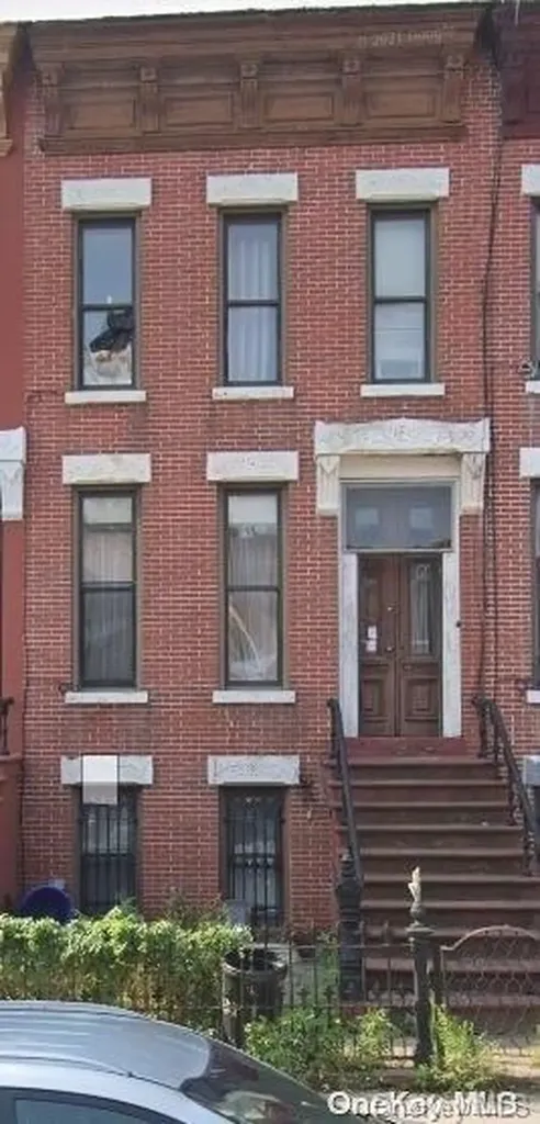 1014 Putnam Avenue Brooklyn NY 11221