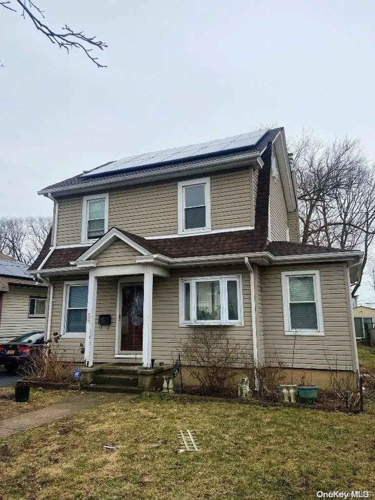58 E Raymond Avenue Roosevelt NY 11575