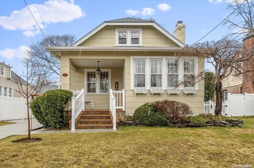 585 Irving Place North Baldwin NY 11510