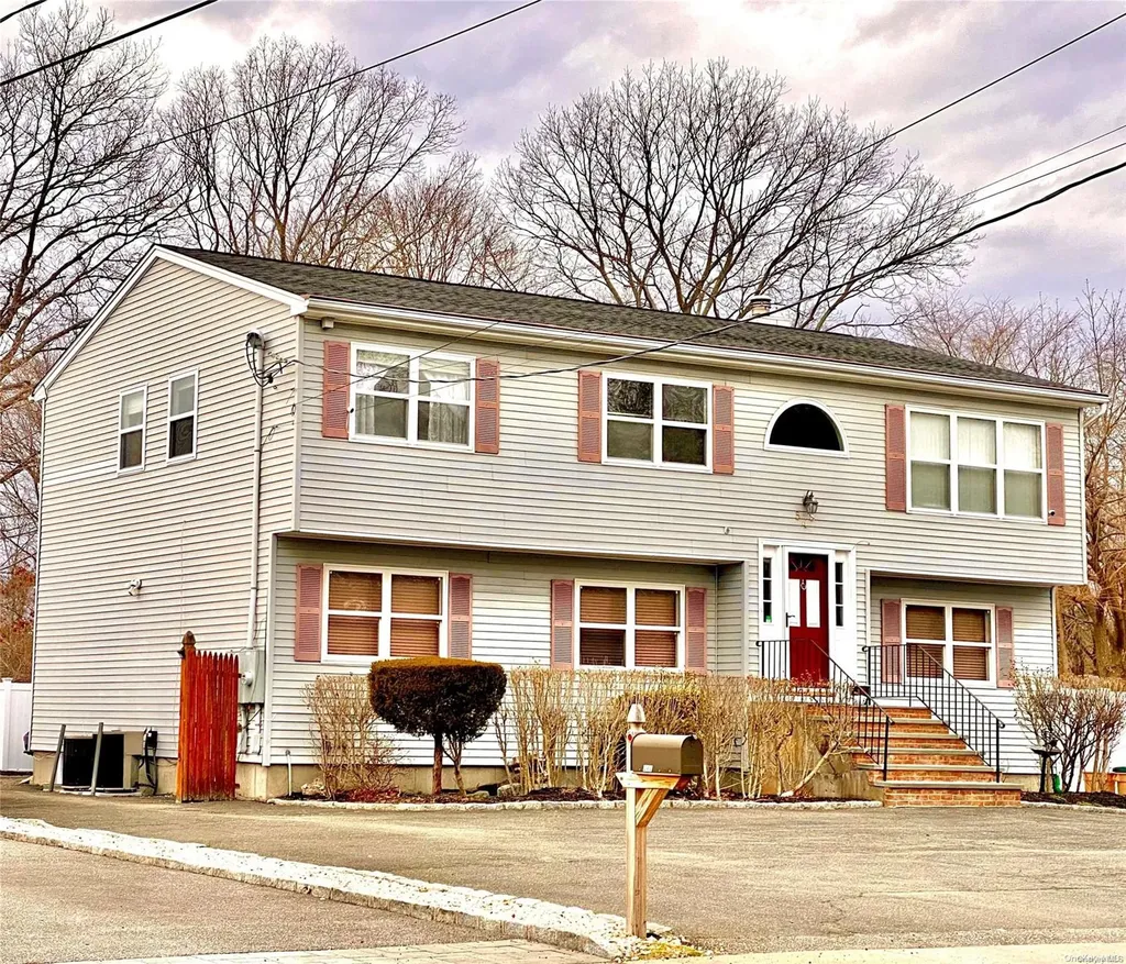 548 Islip Avenue Islip NY 11751