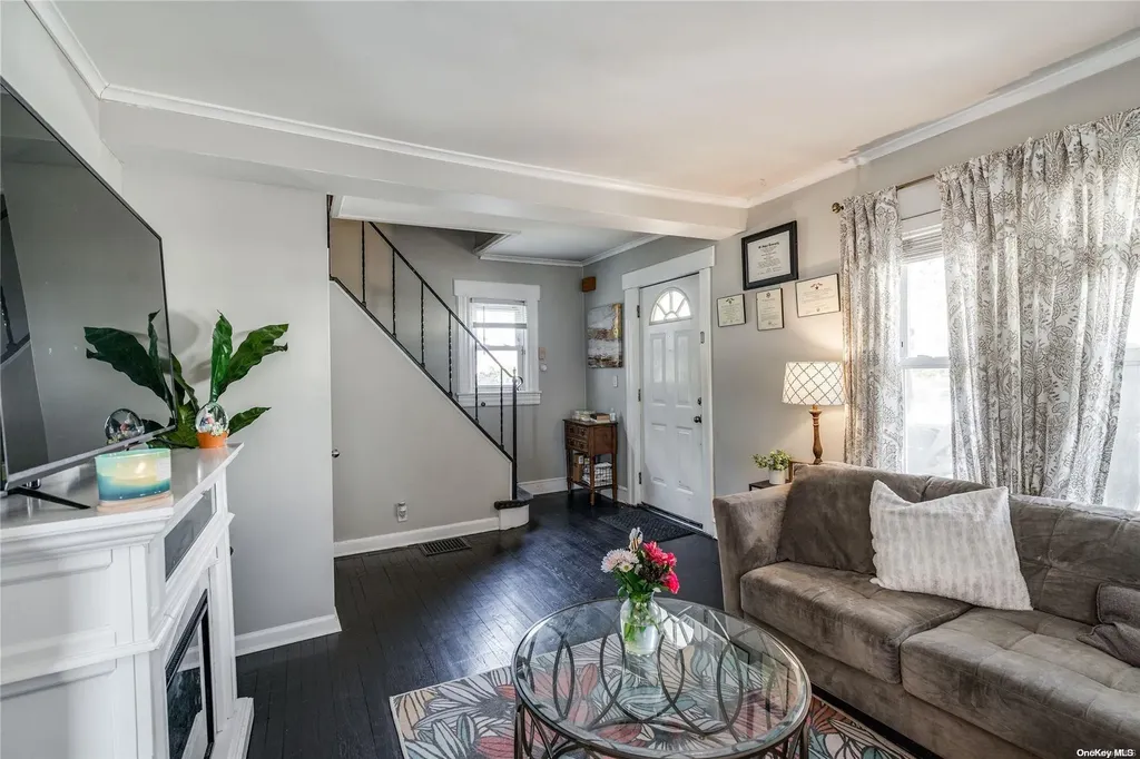 968 Steele Boulevard Baldwin NY 11510