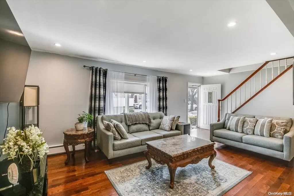 58 N Sheridan Avenue Bethpage NY 11714