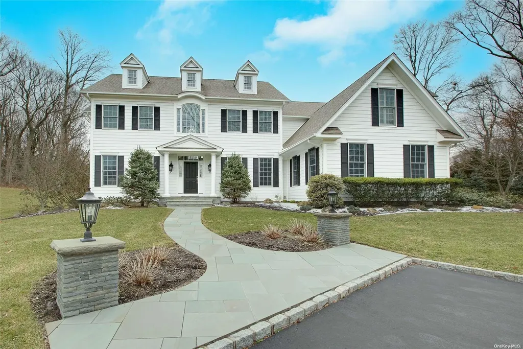 38 Old Field Road Setauket NY 11733