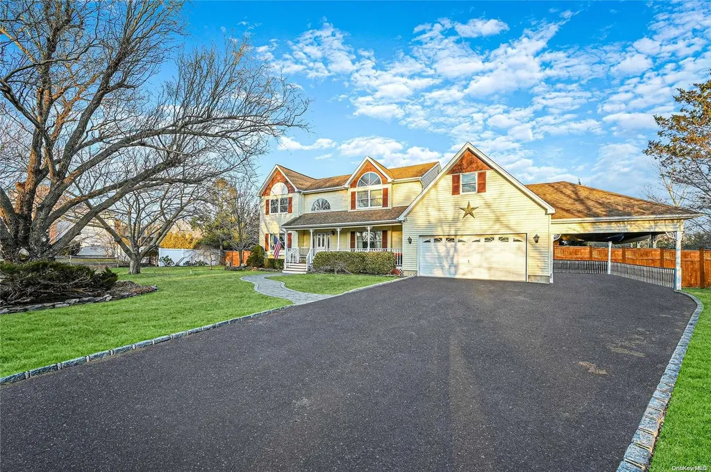 90 Deer Run Wading River NY 11792