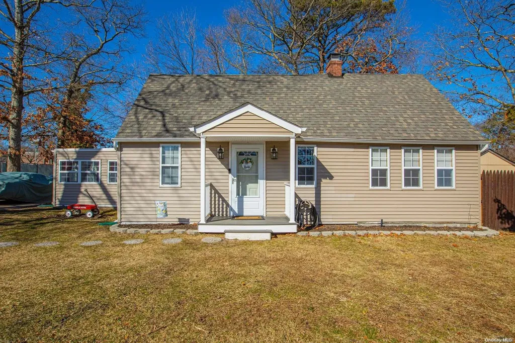 47 Fry Boulevard Patchogue NY 11772