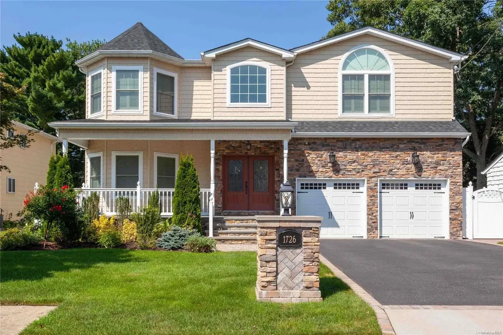 1726 Hendrickson Avenue Merrick NY 11566