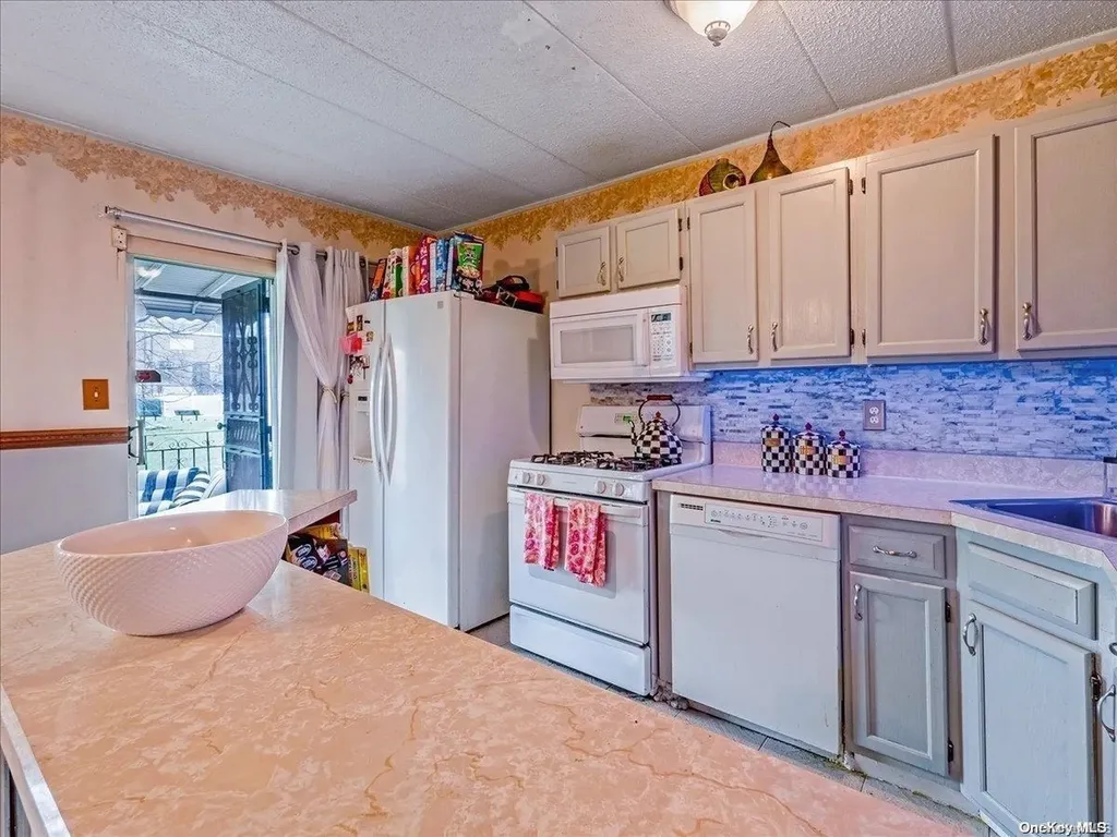 1540 Washington Avenue Bronx NY 10457