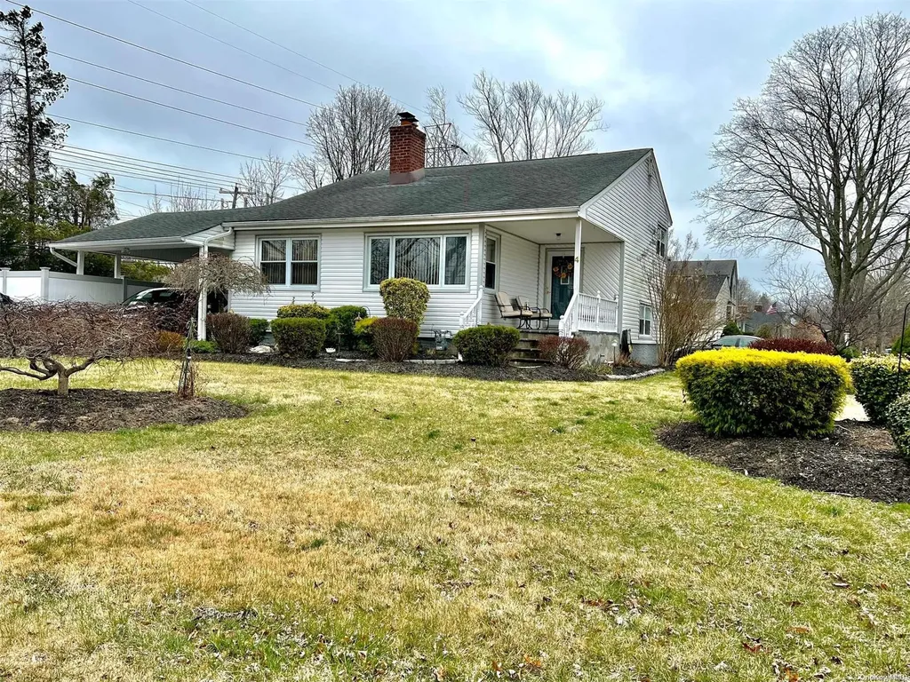 4 Marta Court Centereach NY 11720