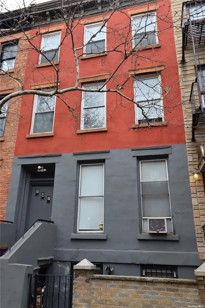 147 Luquer Street Brooklyn NY 11231
