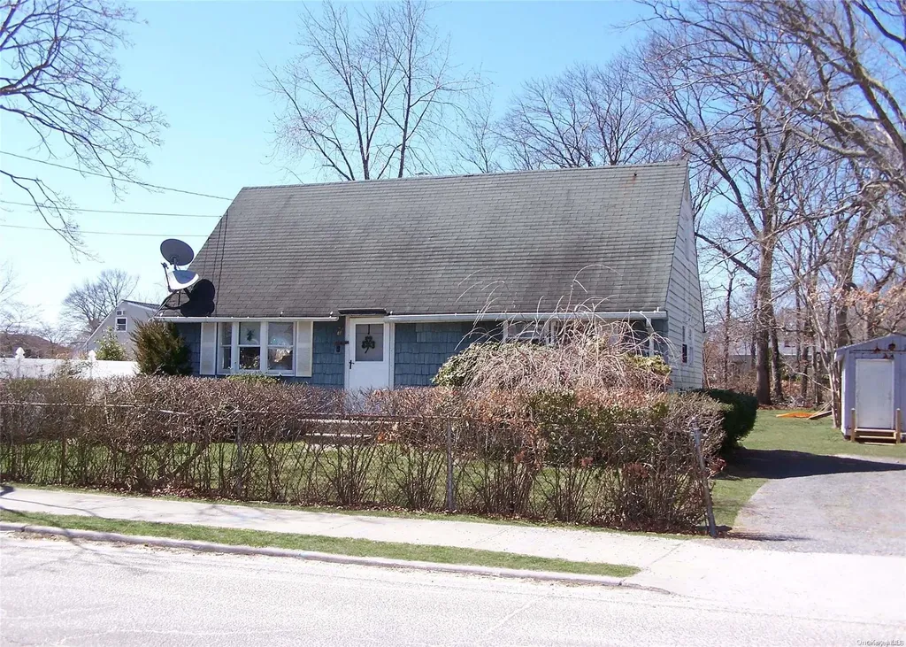 124 Marshall Drive Selden NY 11784