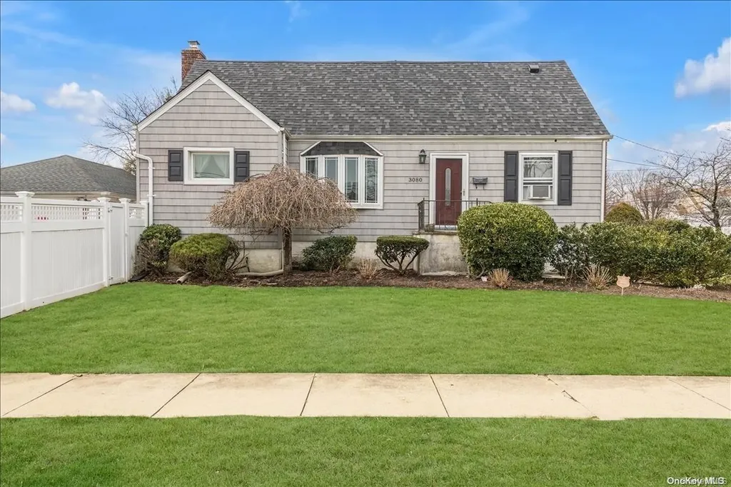 3080 Messick Avenue Oceanside NY 11572