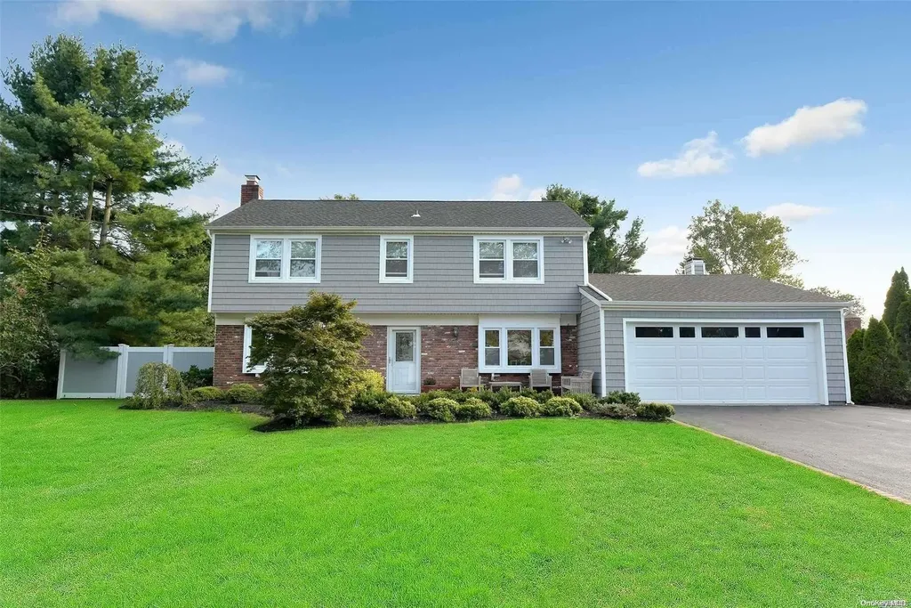34 Millbrook Drive Stony Brook NY 11790