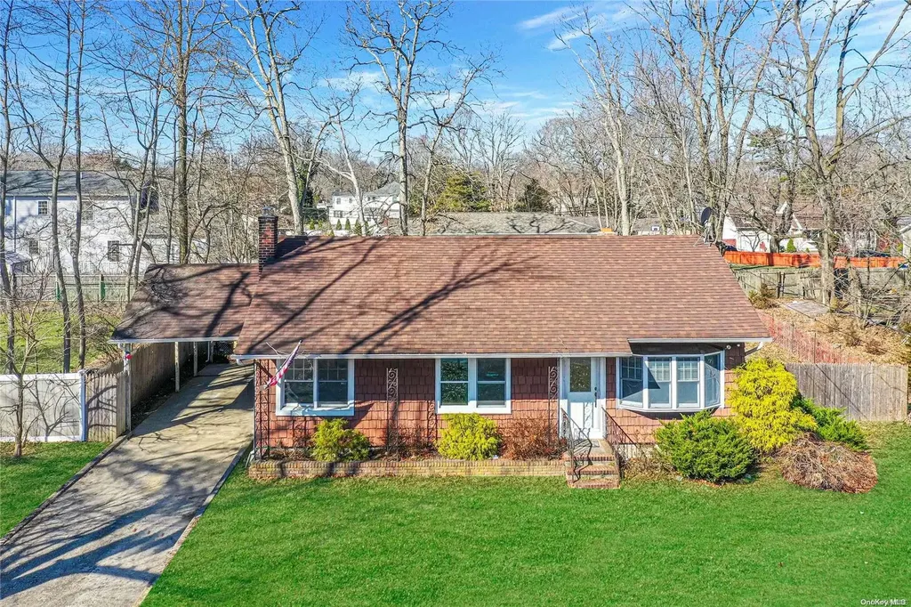 34 Ulrich Road Centereach NY 11720