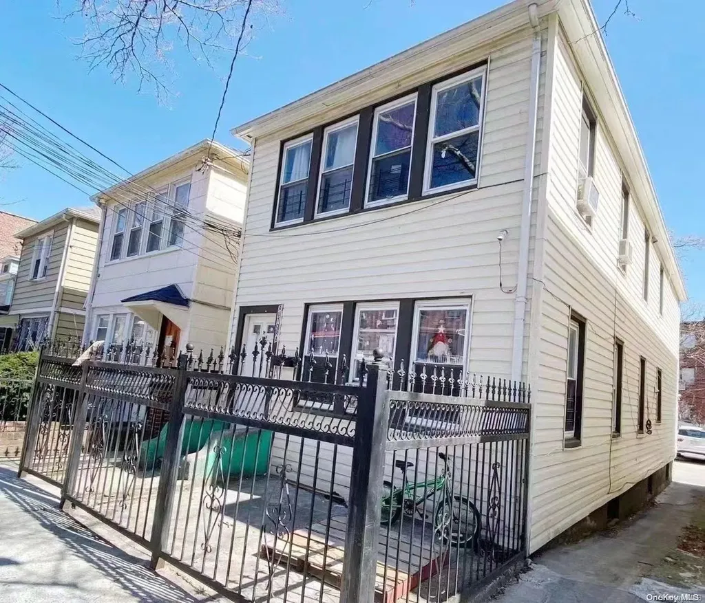 5527 97th Place Corona NY 11368