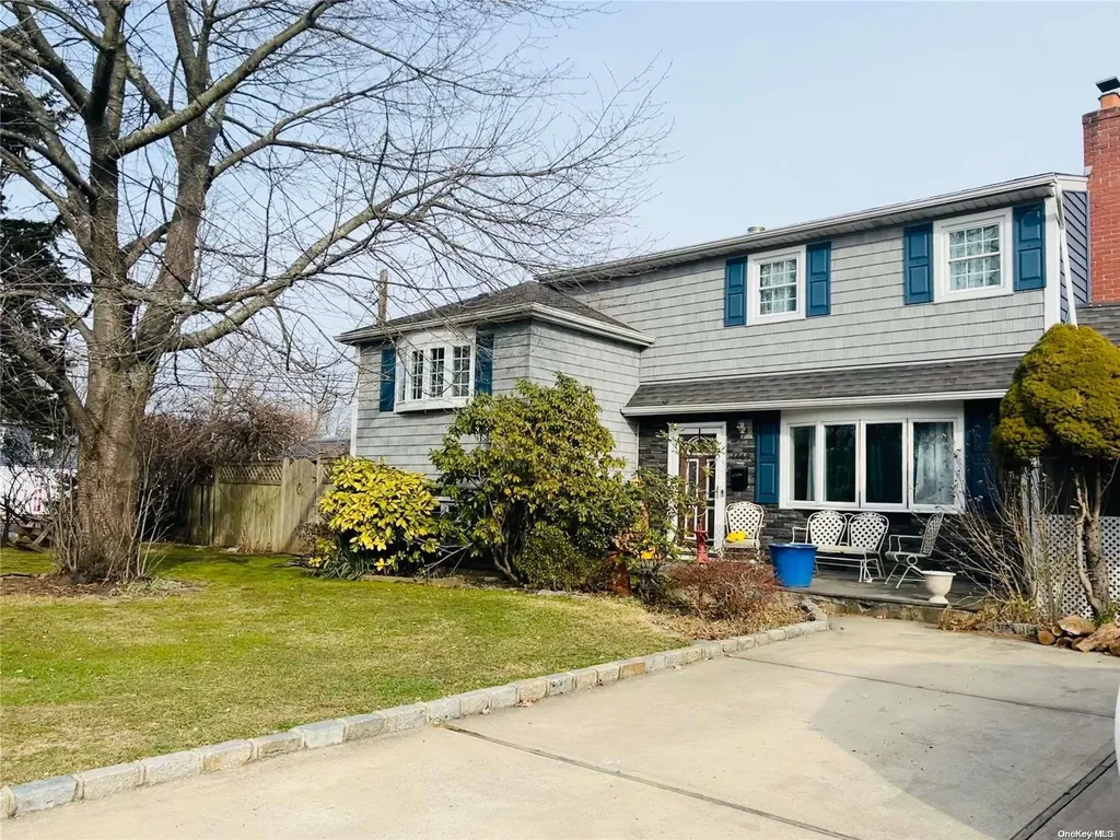 1449 Ackerson Boulevard Bay Shore NY 11706