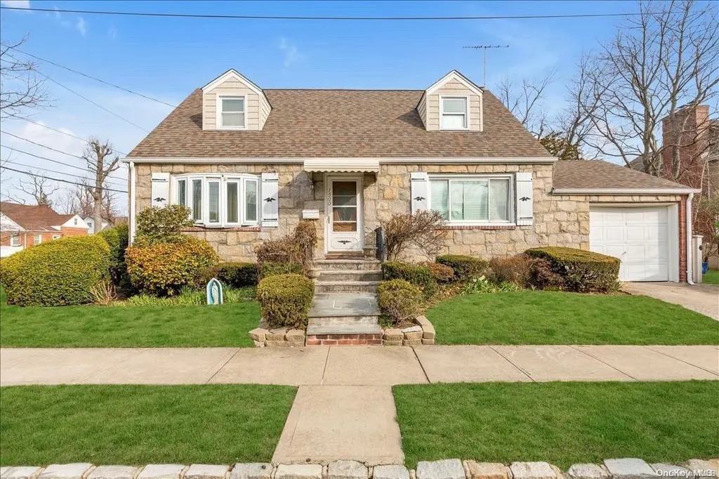 1500 Terrace Boulevard New Hyde Park NY 11040