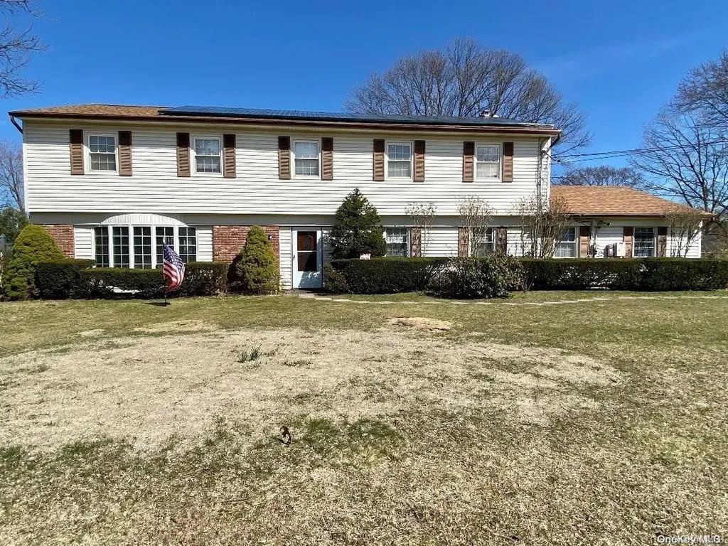 218 Mark Tree Road Centereach NY 11720