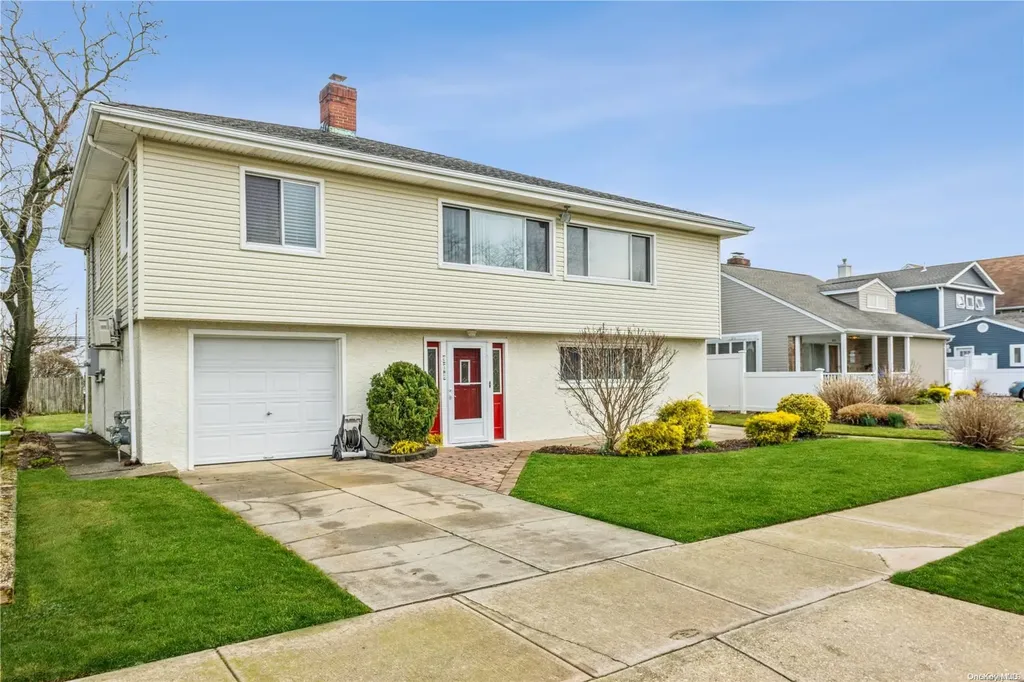 619 E Walnut Street Long Beach NY 11561