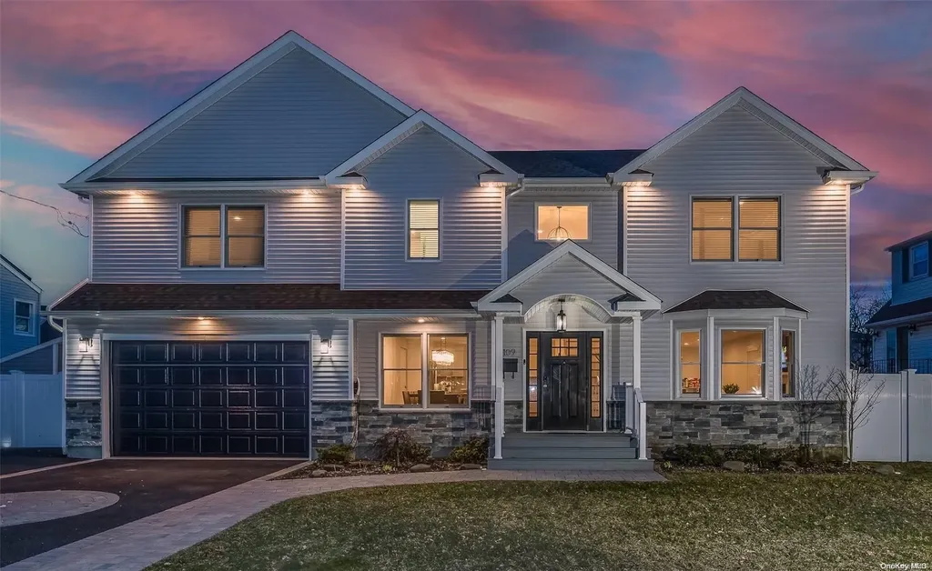 109 Weidner Avenue Oceanside NY 11572