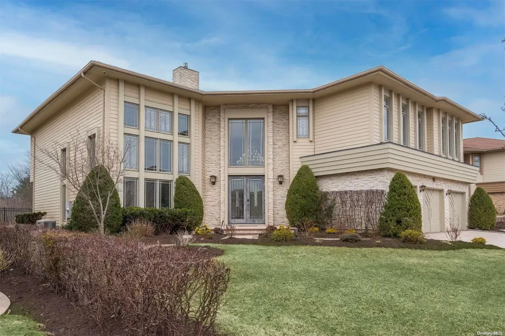 39 Kettlepond Road Jericho NY 11753