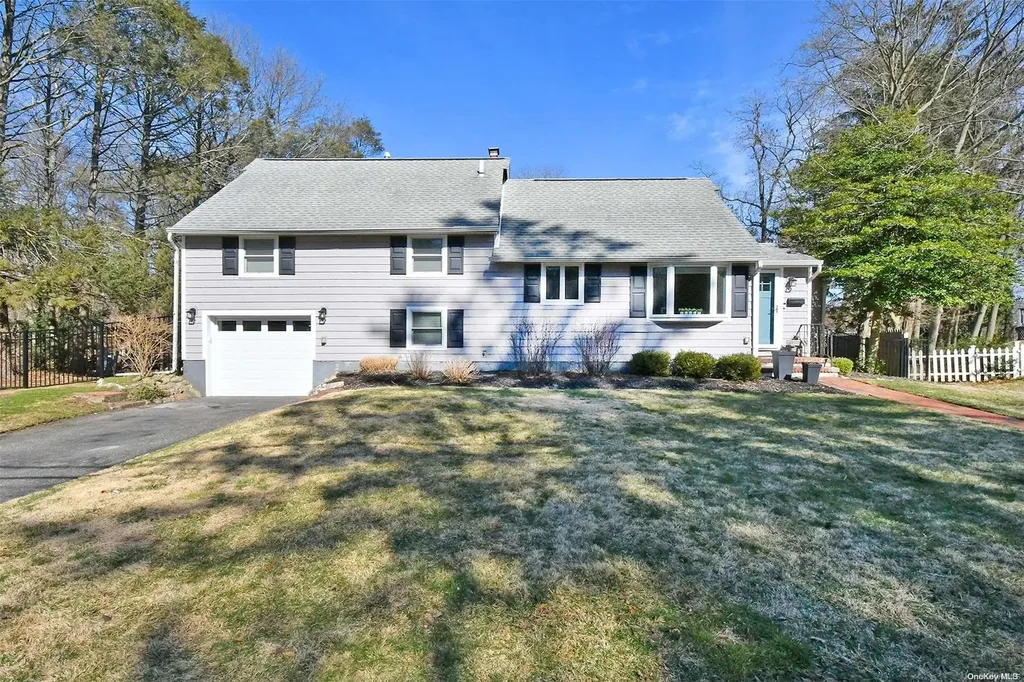 21 Nursery Road Melville NY 11747