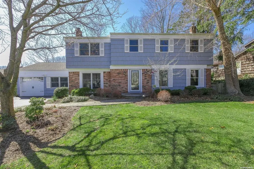 30 Burham Drive Smithtown NY 11787