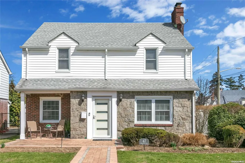 47 Ingraham Boulevard Hempstead NY 11550