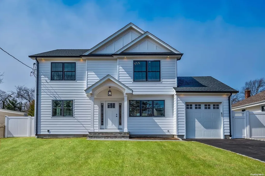 45 Sunset Road Massapequa NY 11758