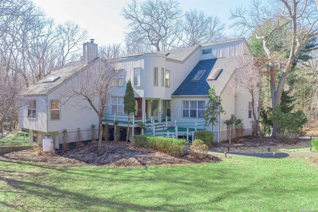 9 Upham Down Shoreham NY 11786
