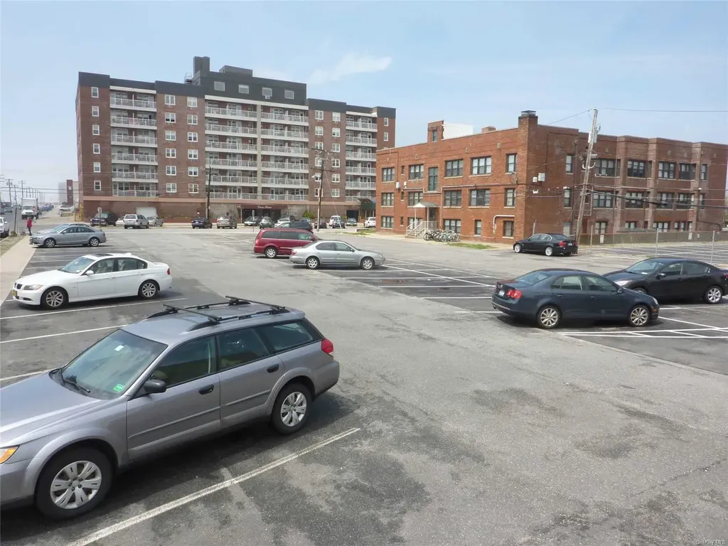 301 Shore Road Long Beach NY 11561