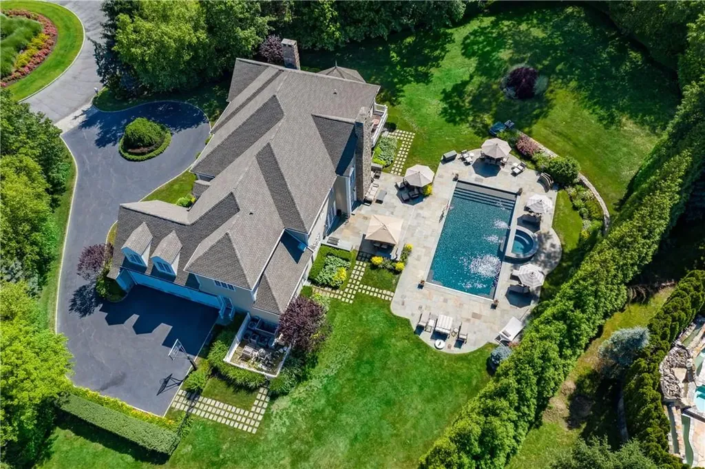 7 Fox Run Purchase NY 10577